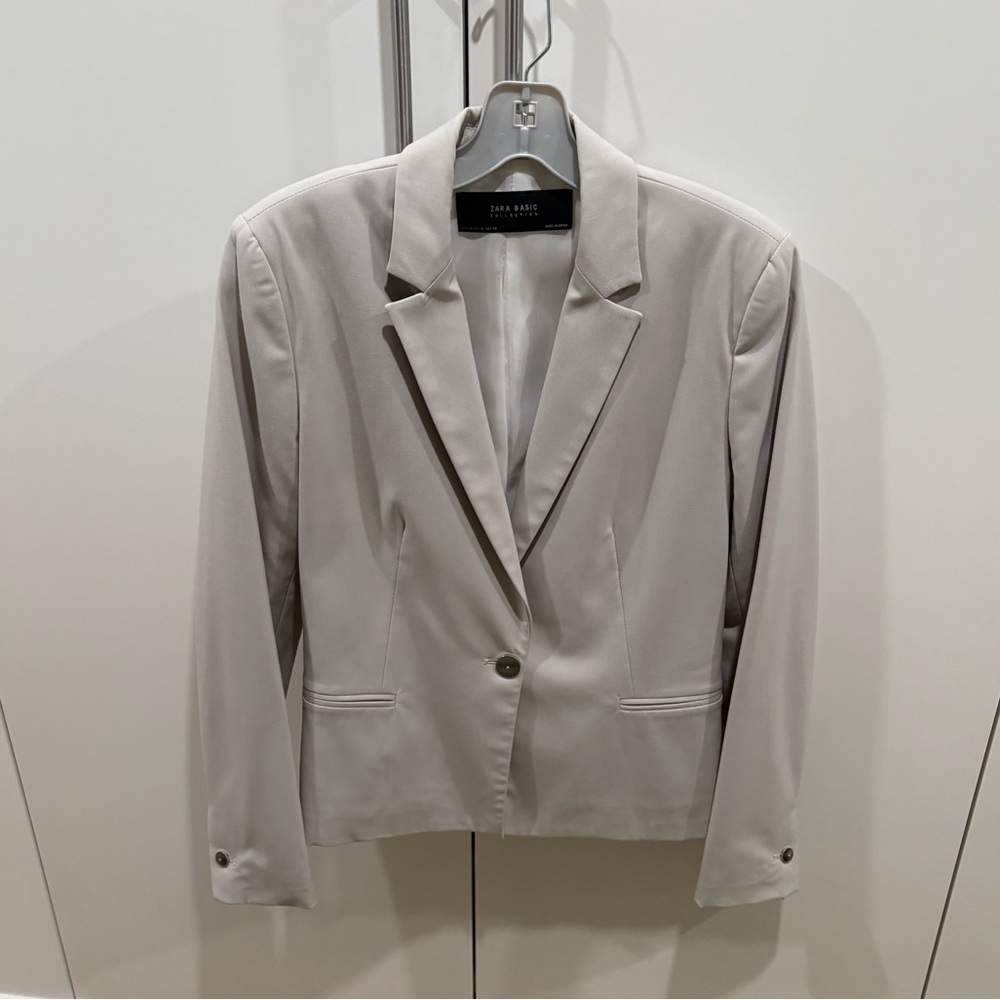 Zara Women's Light Gray Blazer